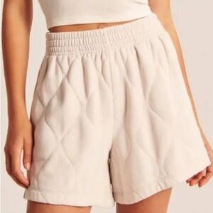 Abercrombie High Rise Quilted Shorts